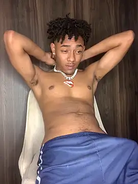 Boy cock18 online show from December 14, 2025, 11:20 pm