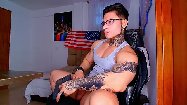 DennisWalkerr online show from February 19, 2026, 11:01 pm