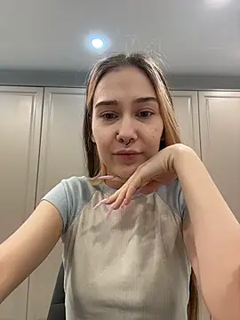 Snapshot of SashaMeow chatting on May 11, 2026, 4:26 pm SashaMeow online show from May 11, 2026, 4:26 pm