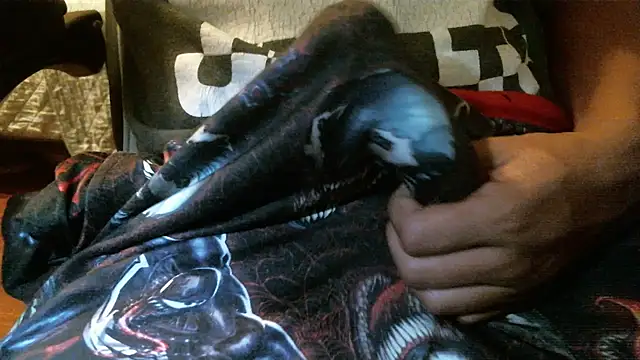 MelHorny03 online show from December 22, 2025, 6:32 am