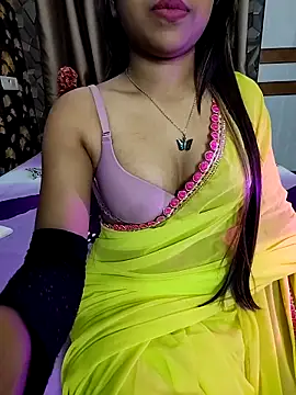 Snapshot of Little__Lia chatting on March 20, 2025, 5:25 pm Little  Lia online show from March 20, 2025, 5:25 pm