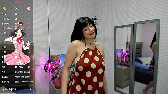 LOLAMAXI online show from September 25, 2025, 3:21 am