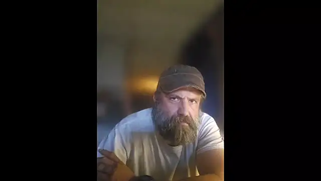 zaneporter46 online show from November 17, 2025, 9:09 pm