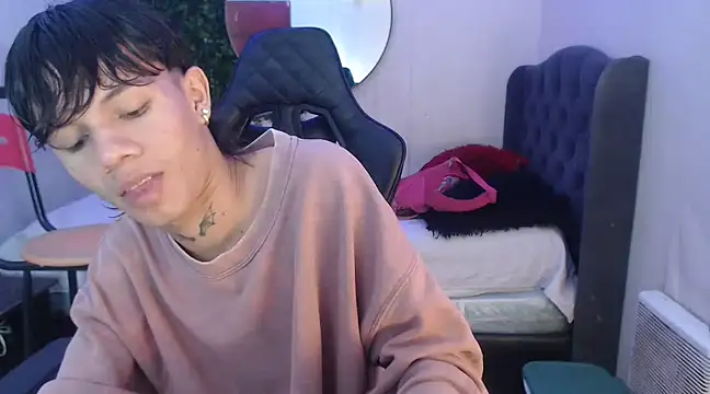 andy dan18 online show from February 25, 2025, 12:34 pm