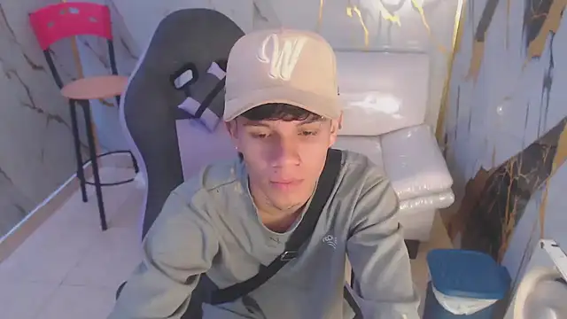 andy dan18 online show from October 18, 2025, 2:29 pm