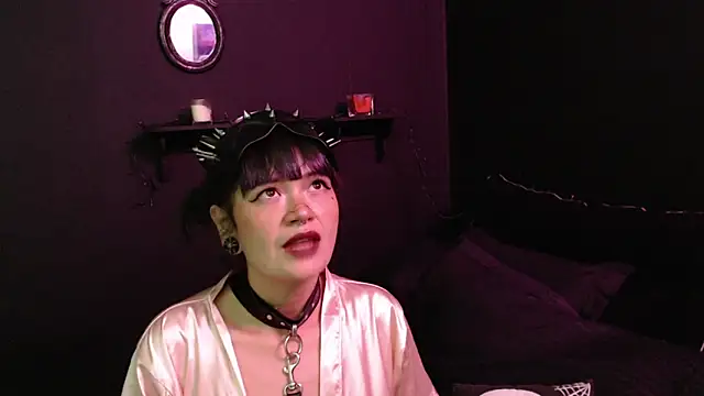 rousstattoo online show from November 5, 2025, 1:27 am