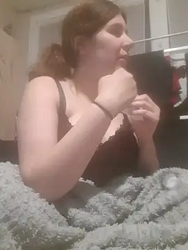 Heleneecesmecs2 online show from February 17, 2025, 10:25 pm