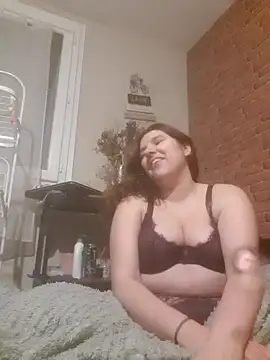 Heleneecesmecs2 online show from February 19, 2025, 9:03 pm