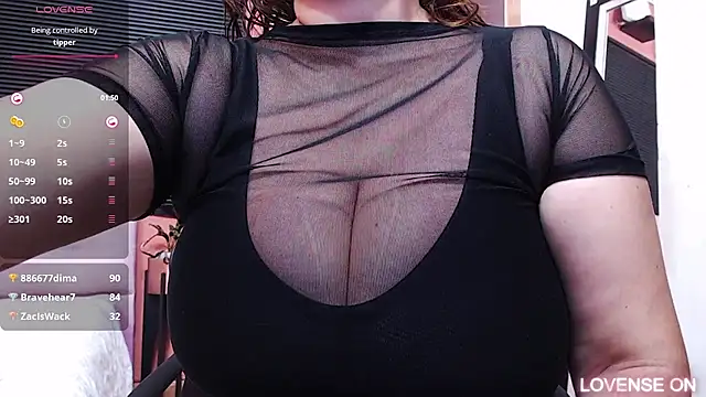 Snapshot of MommyHelpsmee chatting on March 17, 2025, 10:49 pm MommyHelpsmee online show from March 17, 2025, 10:49 pm