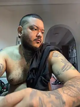 El Titan1998 online show from October 12, 2025, 12:26 pm