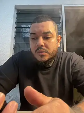 El Titan1998 online show from November 30, 2025, 12:31 pm