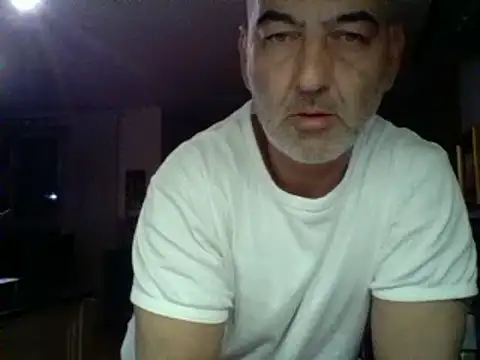 kevincumporn online show from January 31, 2025, 3:52 am