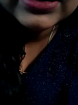 Hotcpl956062 online show from December 23, 2024, 9:27 am