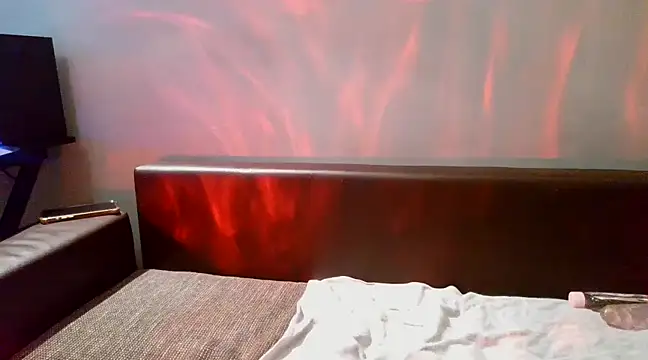 DiamondZar77038 online show from March 4, 2025, 6:29 pm