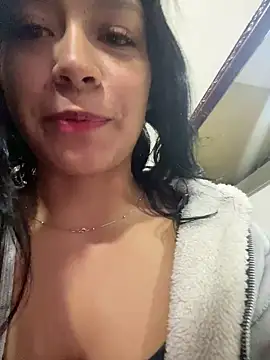 Snapshot of Charlotemonroe chatting on January 3, 2025, 10:29 pm Charlotemonroe online show from January 3, 2025, 10:29 pm