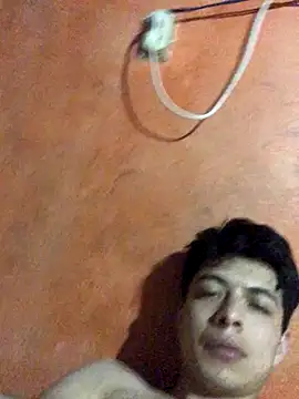 Wero4201 online show from September 16, 2025, 2:12 am