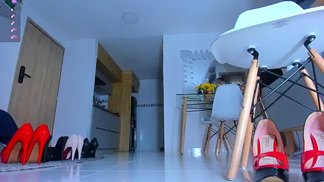 Susan parker01 online show from September 28, 2025, 12:32 pm