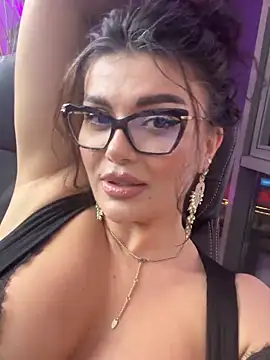 myakalifa online show from December 5, 2024, 6:22 pm