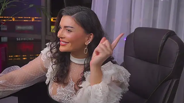 myakalifa online show from December 29, 2024, 8:15 pm