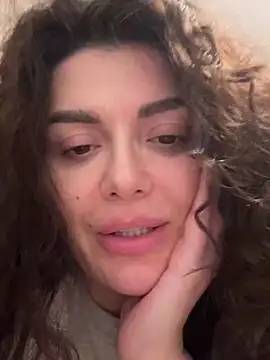 myakalifa online show from January 10, 2025, 4:33 am