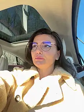 myakalifa online show from March 19, 2025, 8:23 am