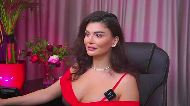 myakalifa online show from September 14, 2025, 9:36 pm