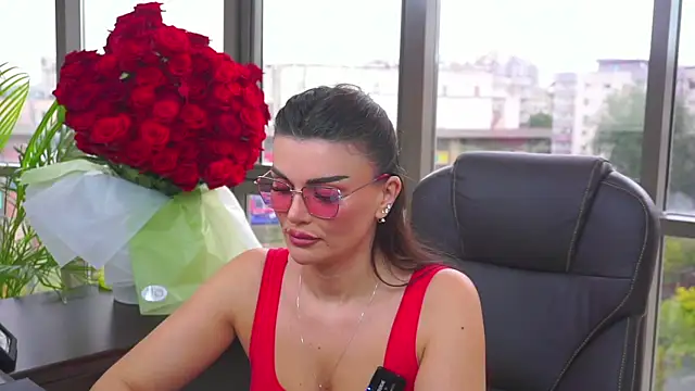 myakalifa online show from October 7, 2025, 11:07 am