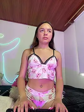 Valen sr  online show from December 28, 2024, 8:36 pm