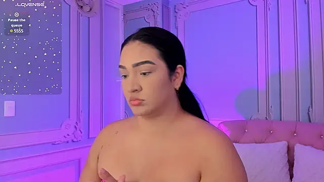 stefany duque1  online show from January 9, 2025, 3:04 am