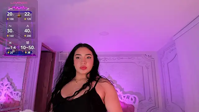 stefany duque1  online show from February 15, 2025, 6:23 am