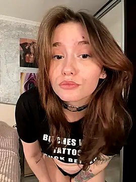 Sabrina shells online show from October 11, 2025, 11:20 am