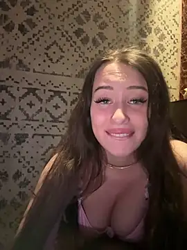 AndreaMood online show from February 4, 2025, 8:56 am