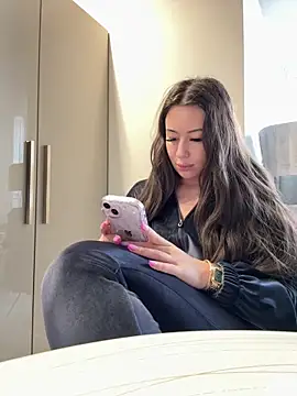 AndreaMood online show from February 11, 2025, 4:33 am