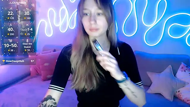 Haley Vixen online show from December 3, 2025, 9:07 am