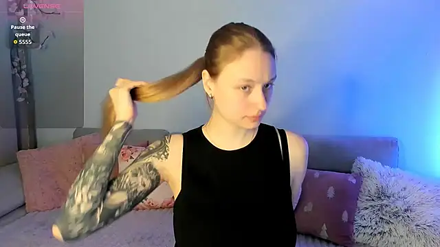 Haley Vixen online show from May 22, 2026, 8:10 am