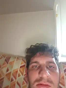 michemichemiche8 online show from October 11, 2025, 9:41 am