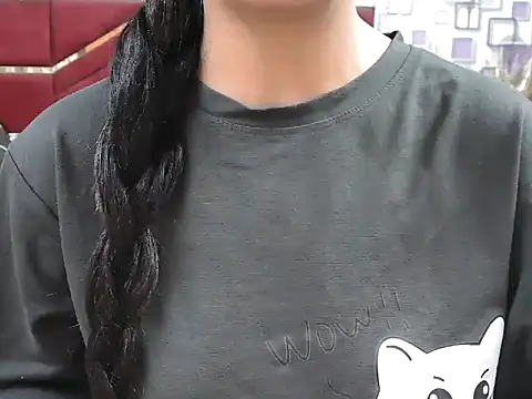 Somiya87 online show from October 25, 2025, 4:53 am