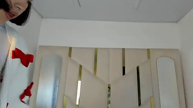 IsabellRodriguez18 online show from October 20, 2025, 2:45 am