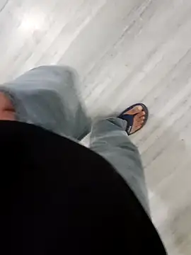 playboyz77 online show from December 27, 2024, 4:26 am