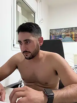 Snapshot of luffykingofpirets chatting on January 10, 2025, 10:25 pm luffykingofpirets online show from January 10, 2025, 10:25 pm