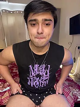 sunny49477 online show from April 22, 2026, 9:33 am