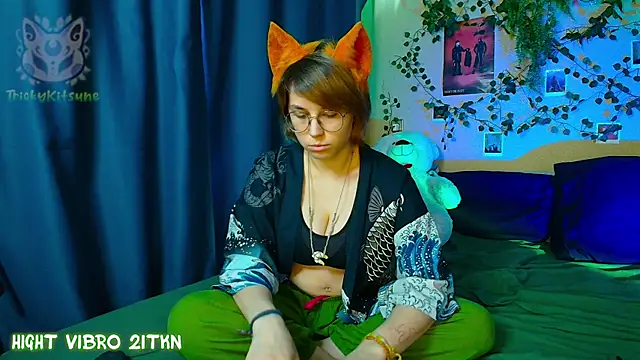 Snapshot of TrickyKitsune chatting on May 23, 2026, 3:05 pm TrickyKitsune online show from May 23, 2026, 3:05 pm