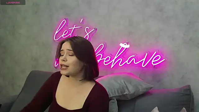 EricaElliott online show from March 16, 2025, 1:38 pm