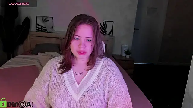 EricaElliott online show from October 25, 2025, 1:24 am