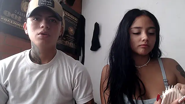 Snapshot of Thiago_x_Sahara chatting on January 6, 2025, 1:30 pm Thiago x Sahara online show from January 6, 2025, 1:30 pm