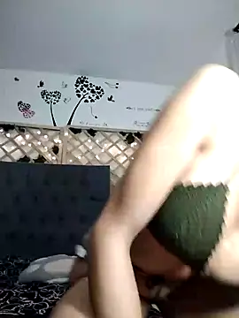 Mia WAll online show from January 3, 2025, 5:17 am