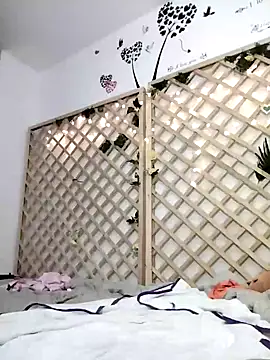 Mia WAll online show from January 16, 2025, 1:37 am