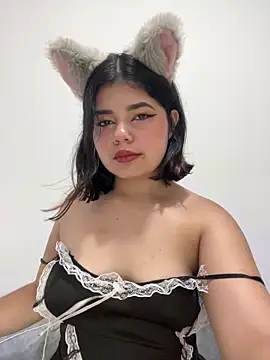 pretty angela1 online show from January 30, 2025, 2:49 am