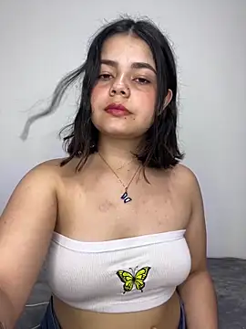 pretty angela1 online show from February 23, 2025, 2:18 am