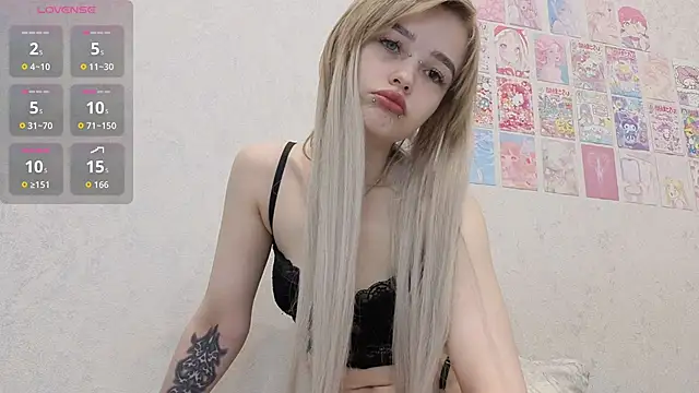 emodreamgirl online show from June 12, 2026, 12:59 pm